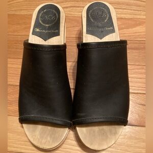 Designer NO. 6 Daria Mule Clogs in Black Leather 39